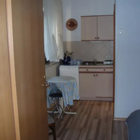 Nocleg ze śniadaniem Lidija 3*